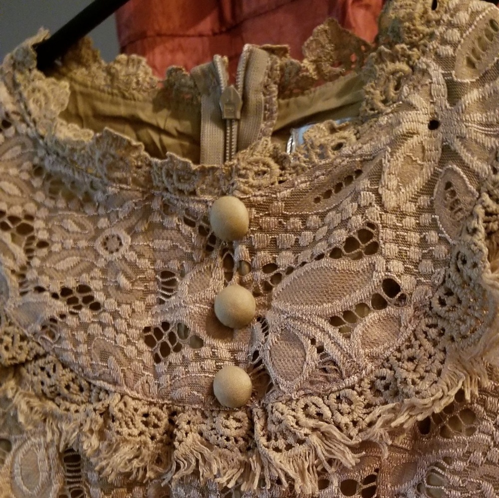 Dress - Picture 2 of 3
